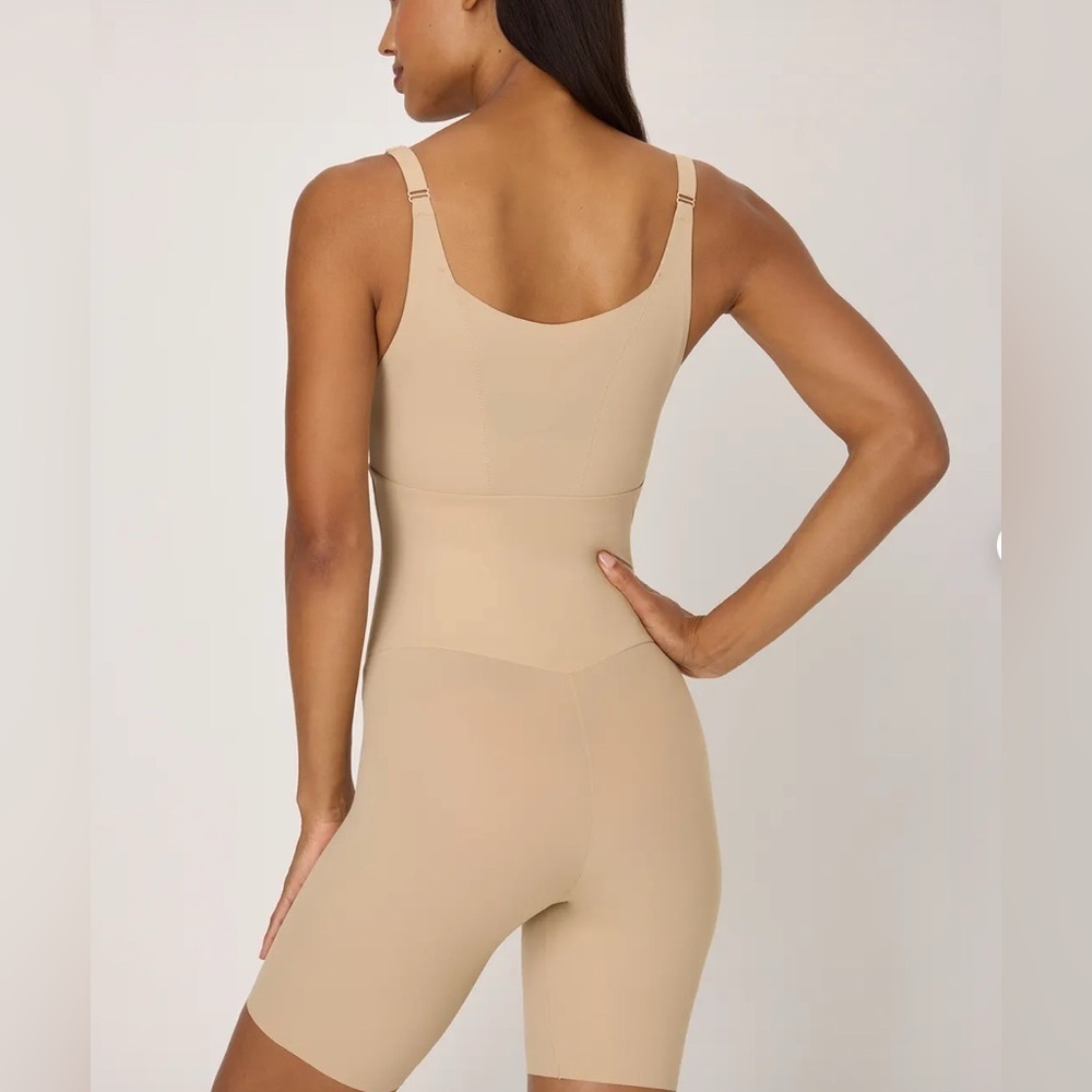 Maidenform Women bust  Body Shaper, Wear-your-own-bra Firm Control Shapewear,L/G